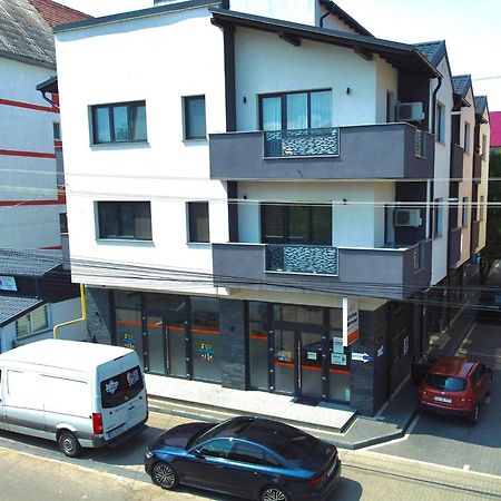 Astar Apartments - Extra Large Rădăuţi المظهر الخارجي الصورة